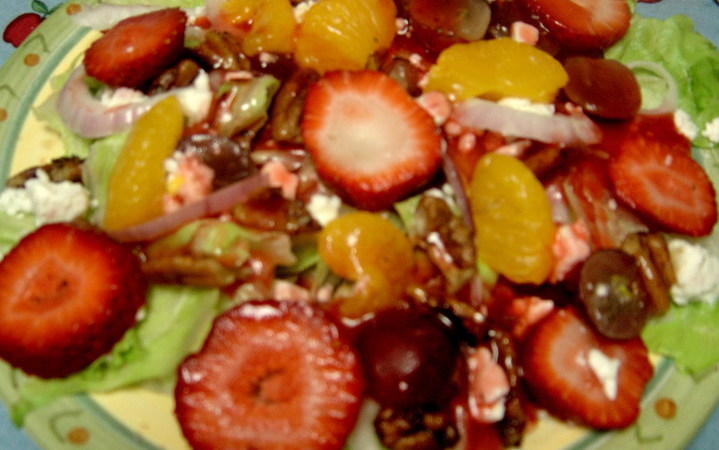 Just Like Longhorn S Strawberry Pecan Salad Recipe Recipezazz Com