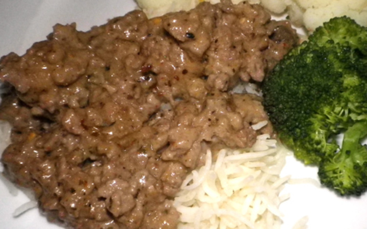 Hamburger Cream Of Mushroom Soup Over Rice Recipe Recipezazz Com In a medium stock pot or dutch oven, brown ground beef and onion together. cream of mushroom soup over rice recipe