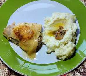 Chicken In Lemon Caper Butter